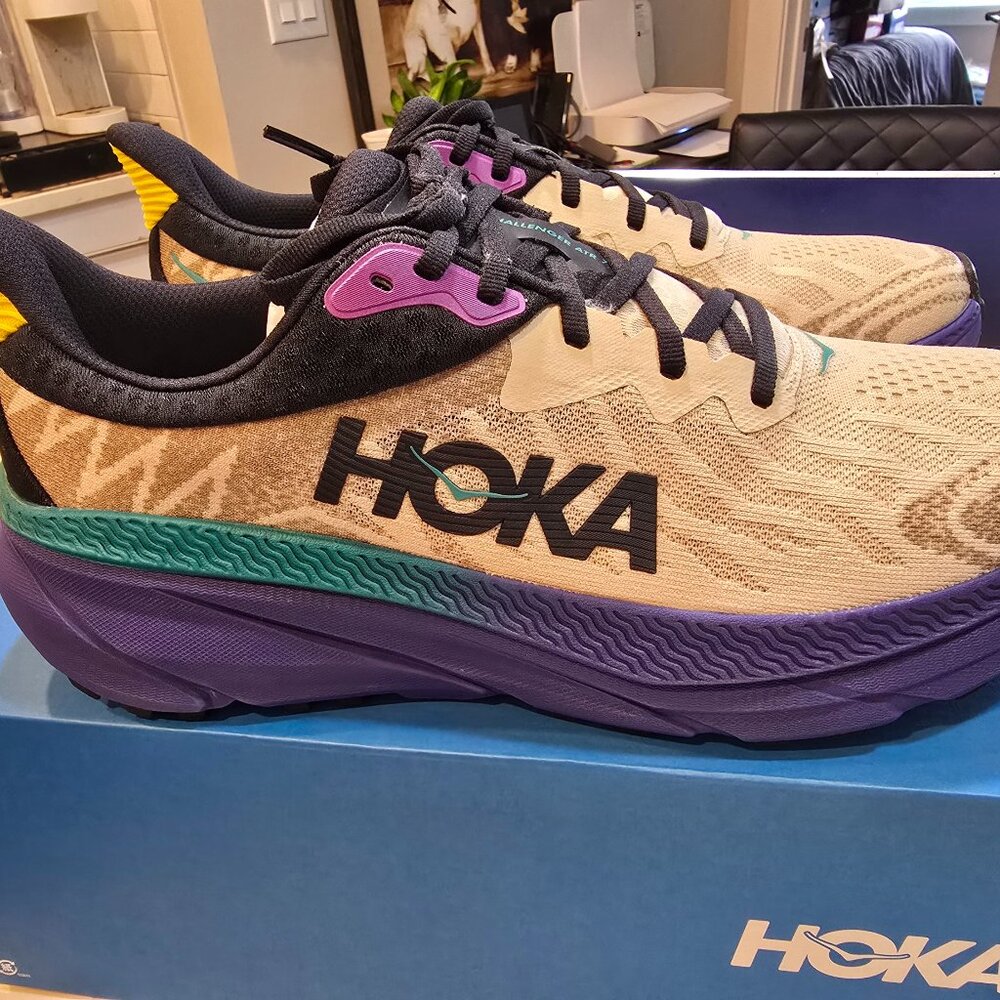HOKA ONE ONE Men’s Challenger ATR 7 Hiking Running 1134497 / OMN SIZE 12 NEW